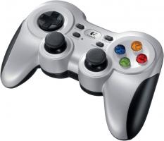 LOGITECH GAMEPAD F710